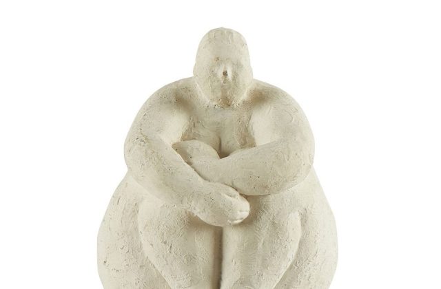 statue-sumette-assise